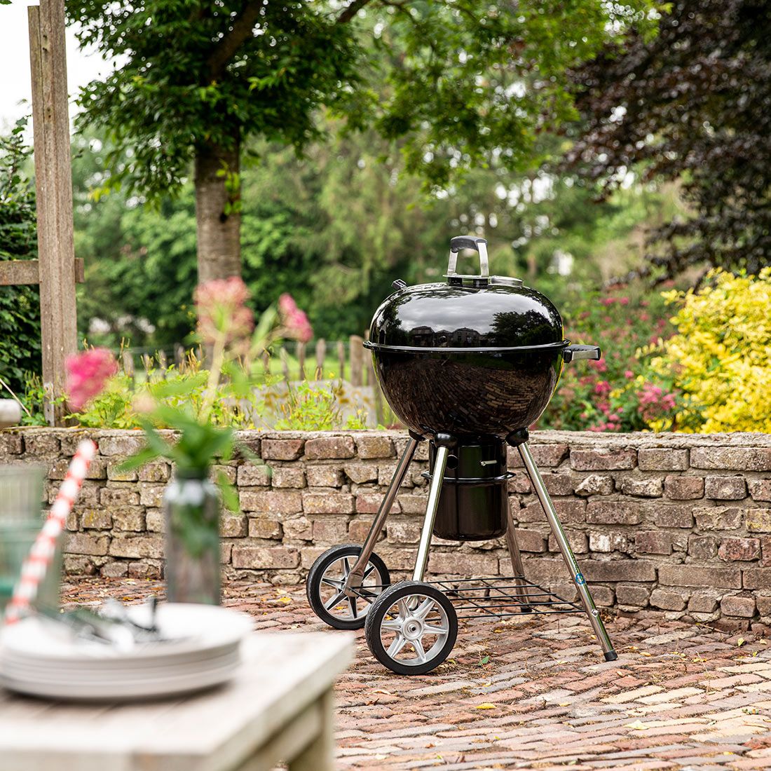 Napoleon Holzkohlegrill NK18K-LEG