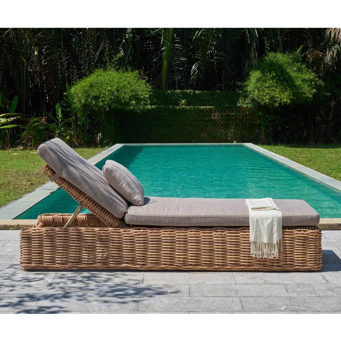 OUTLIV. Yate Gartenliege Geflecht/Olefin