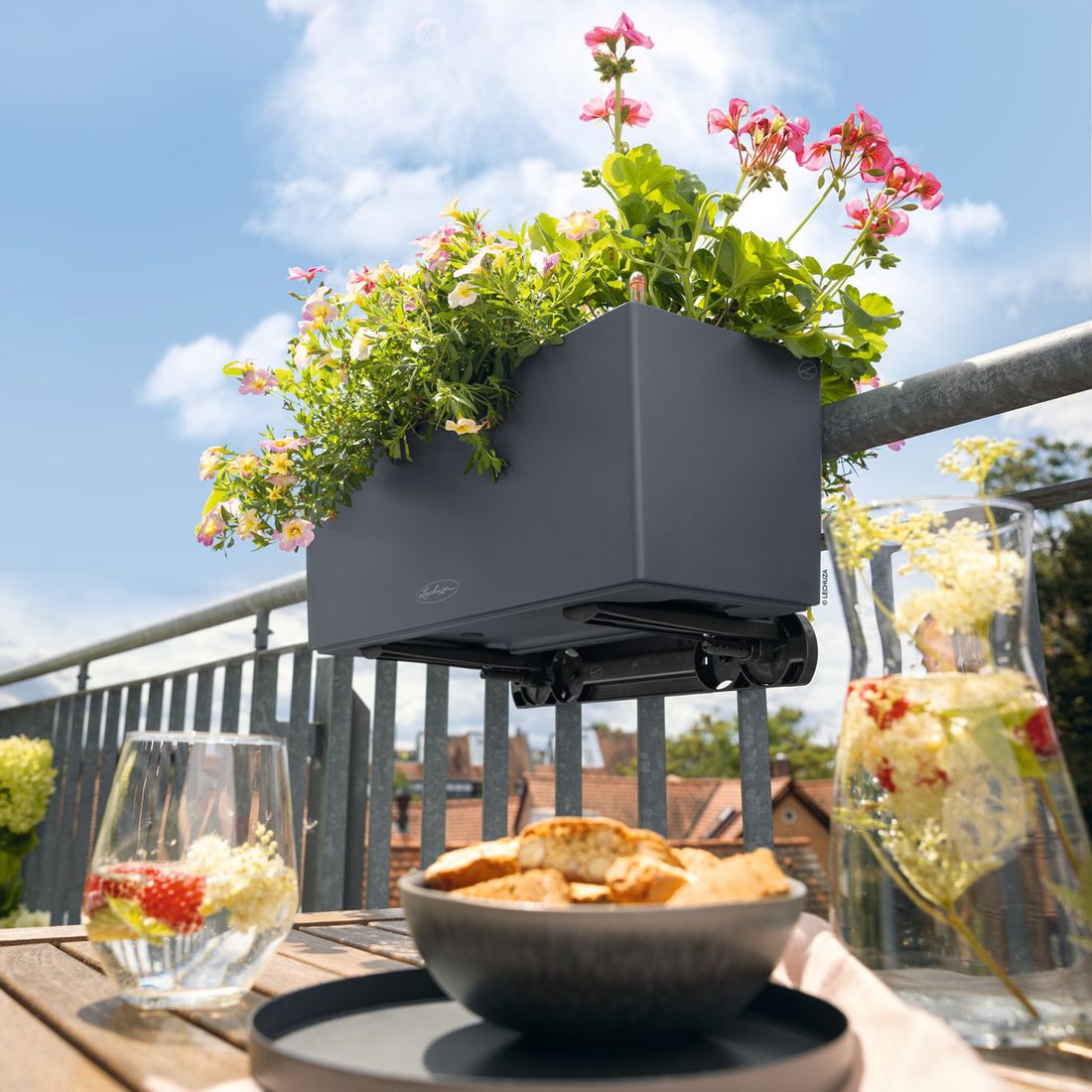 Lechuza Balconera Ergänzung Balkonkastenhalter Kunststoff