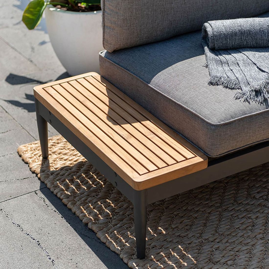 LifestyleGarden Topaz Gartenloungesofa Aluminium/Olefin