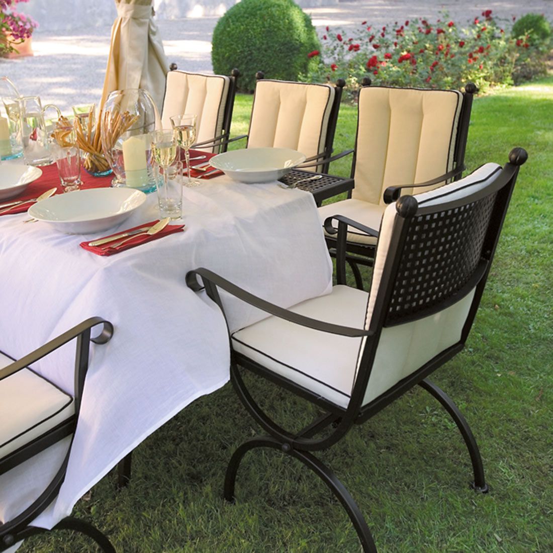 MBM Romeo Gartentisch 160x90 cm Schmiedeeisen
