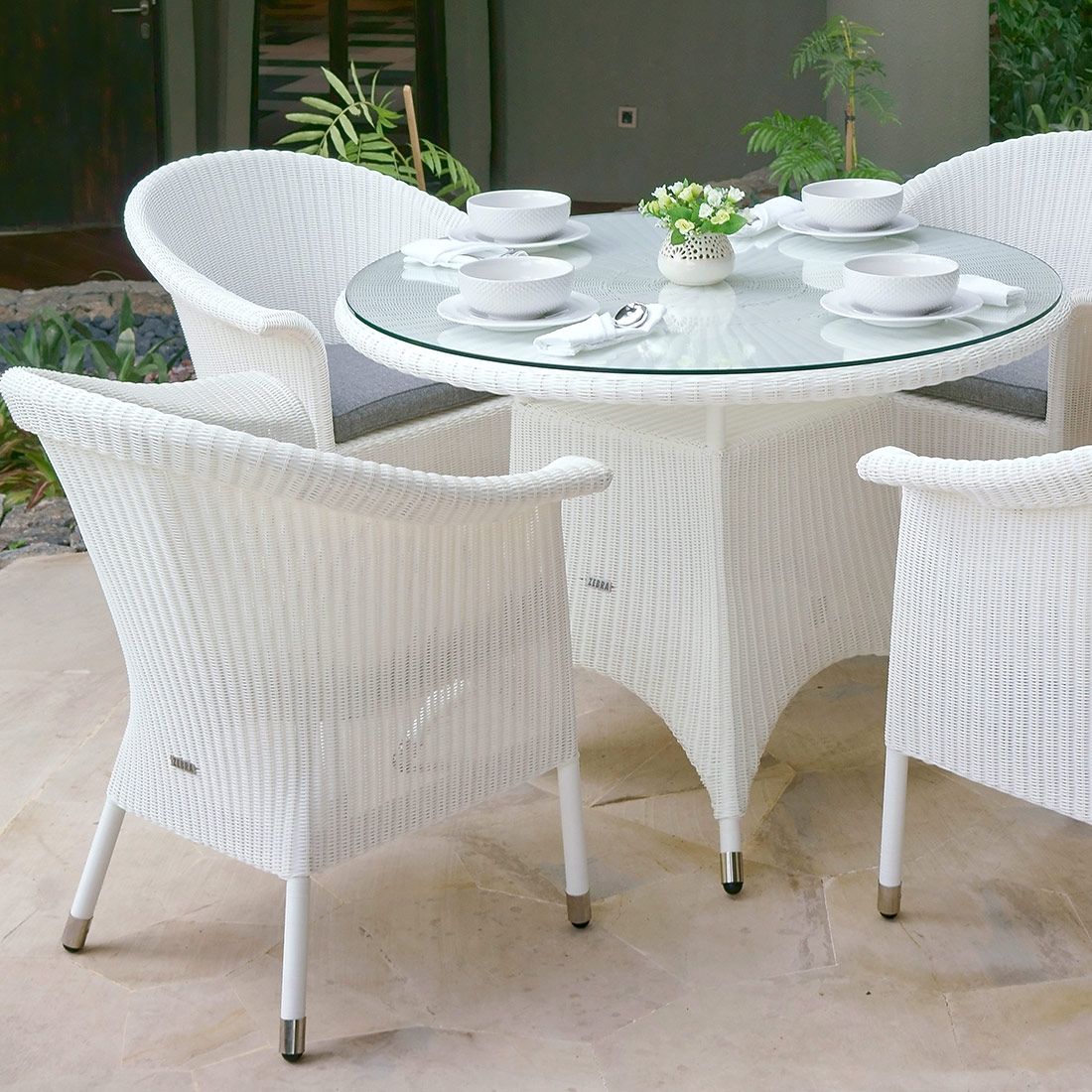 Zebra Hastings Gartenmöbel-Set M (4 Plätze) Tisch Ø110cm