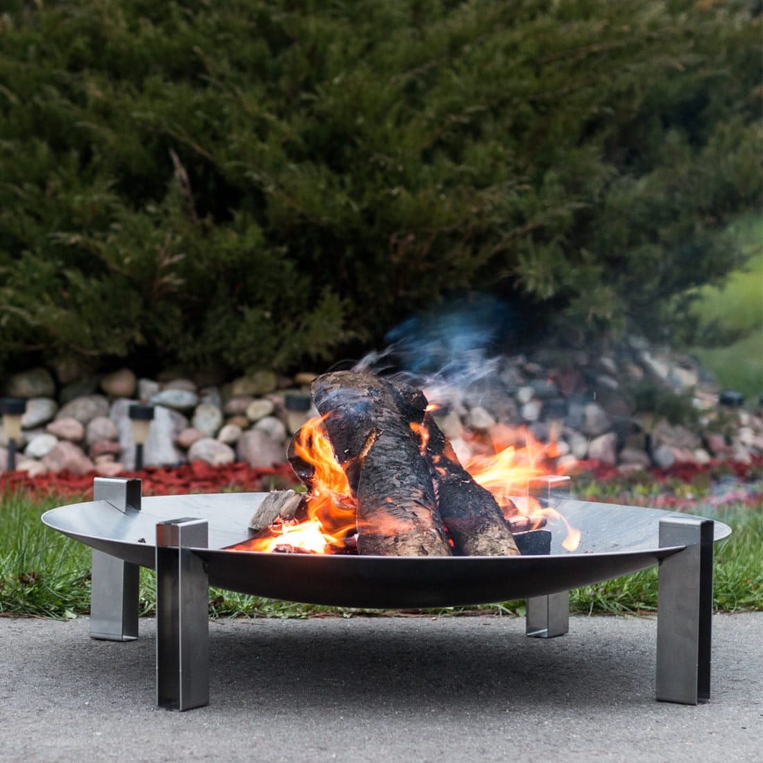 SvenskaV Space Design-Feuerschale Ø80x22cm Rohstahl