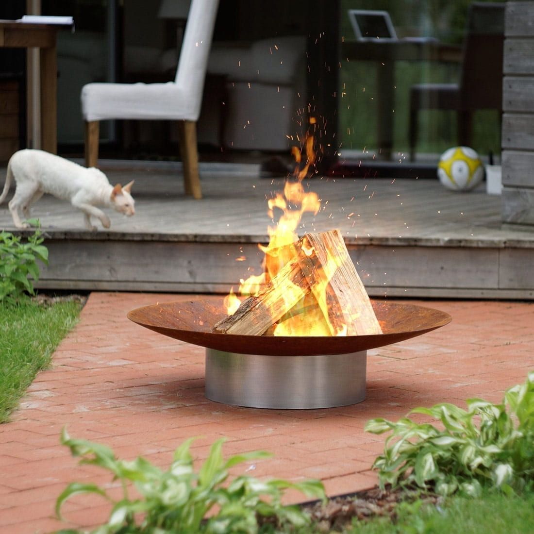 SvenskaV Grace Design-Feuerschale Ø80 x20cm Edel/Rohstahl