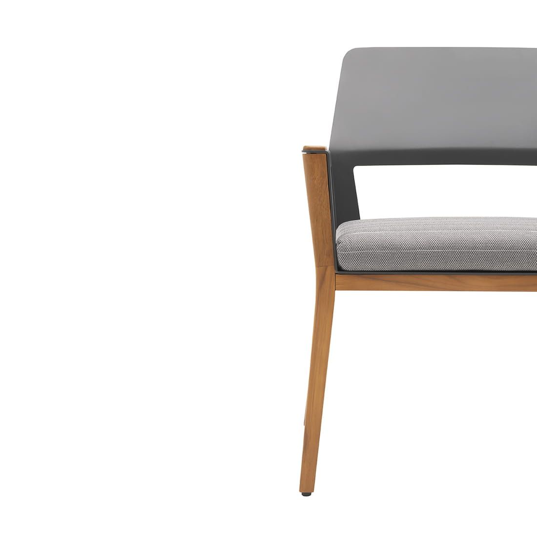 OUTLIV. Sheldon Gartensessel Teak/Aluminium