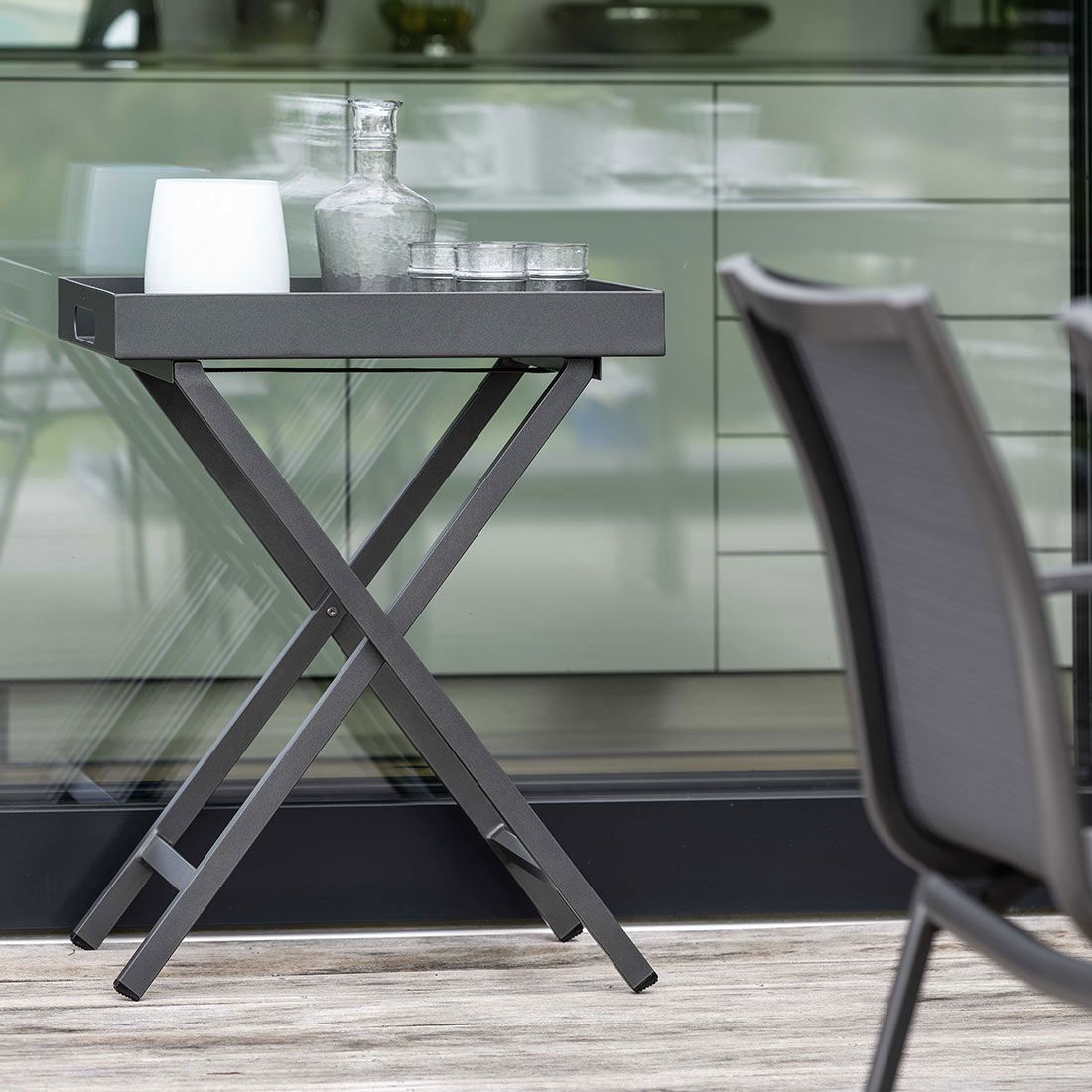 Stern Tabletttisch 60x40cm Aluminium