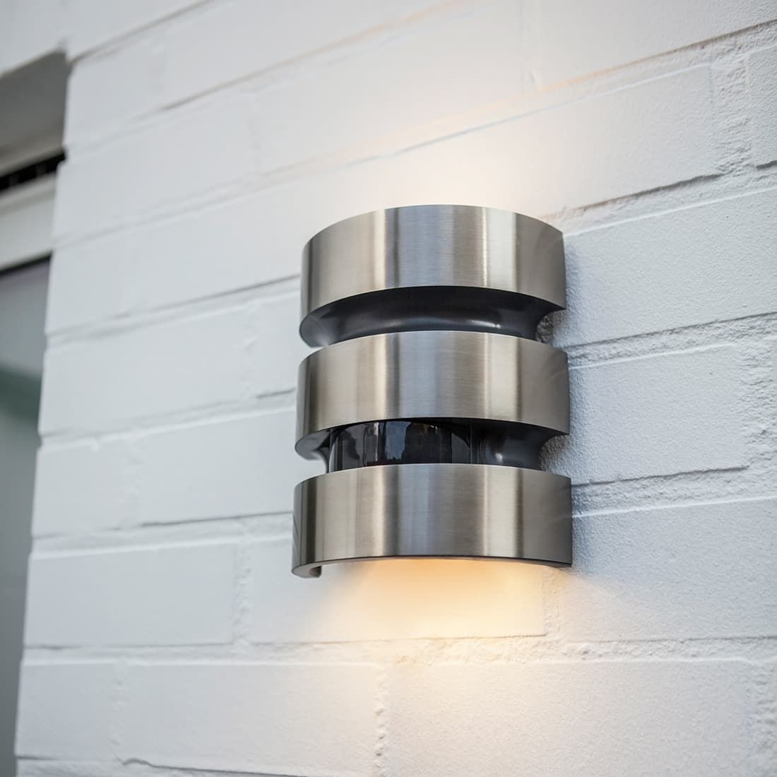 LUTEC Maya LED-Außenwandbeleuchtung Edelstahl