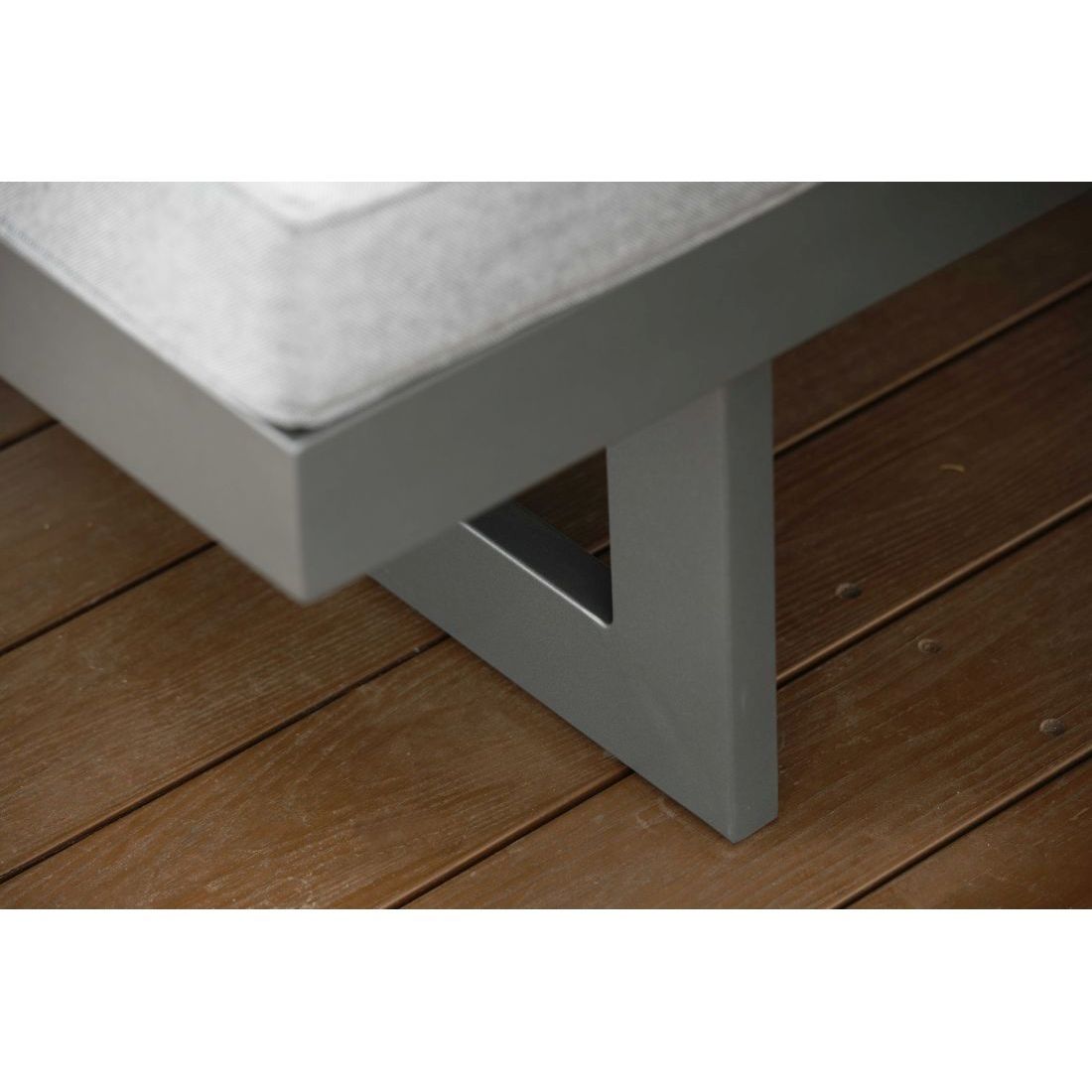 Stern New Holly Diningsofa Aluminium/Kunstfaser