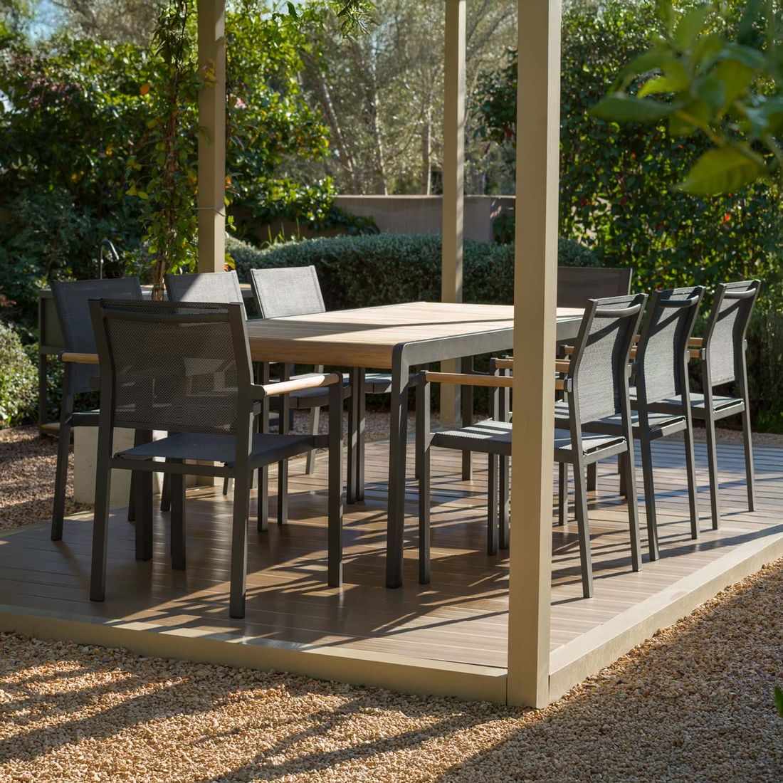 LifestyleGarden Amber Gartenmöbel-Set XL (8 Plätze) Tisch 221x95cm