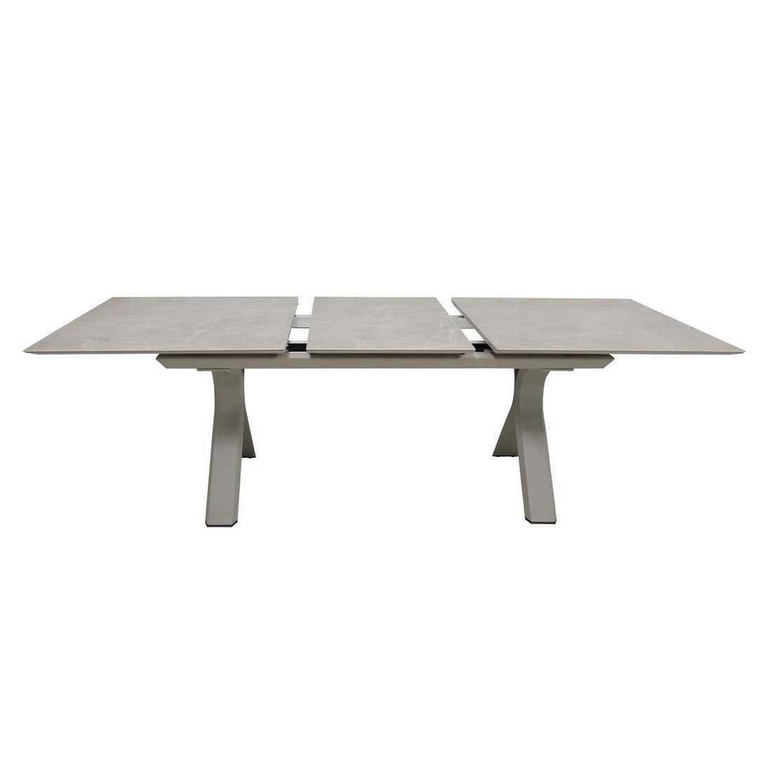 OUTLIV. Cairns Gartenmöbel-Set mit LC Garden Tisch