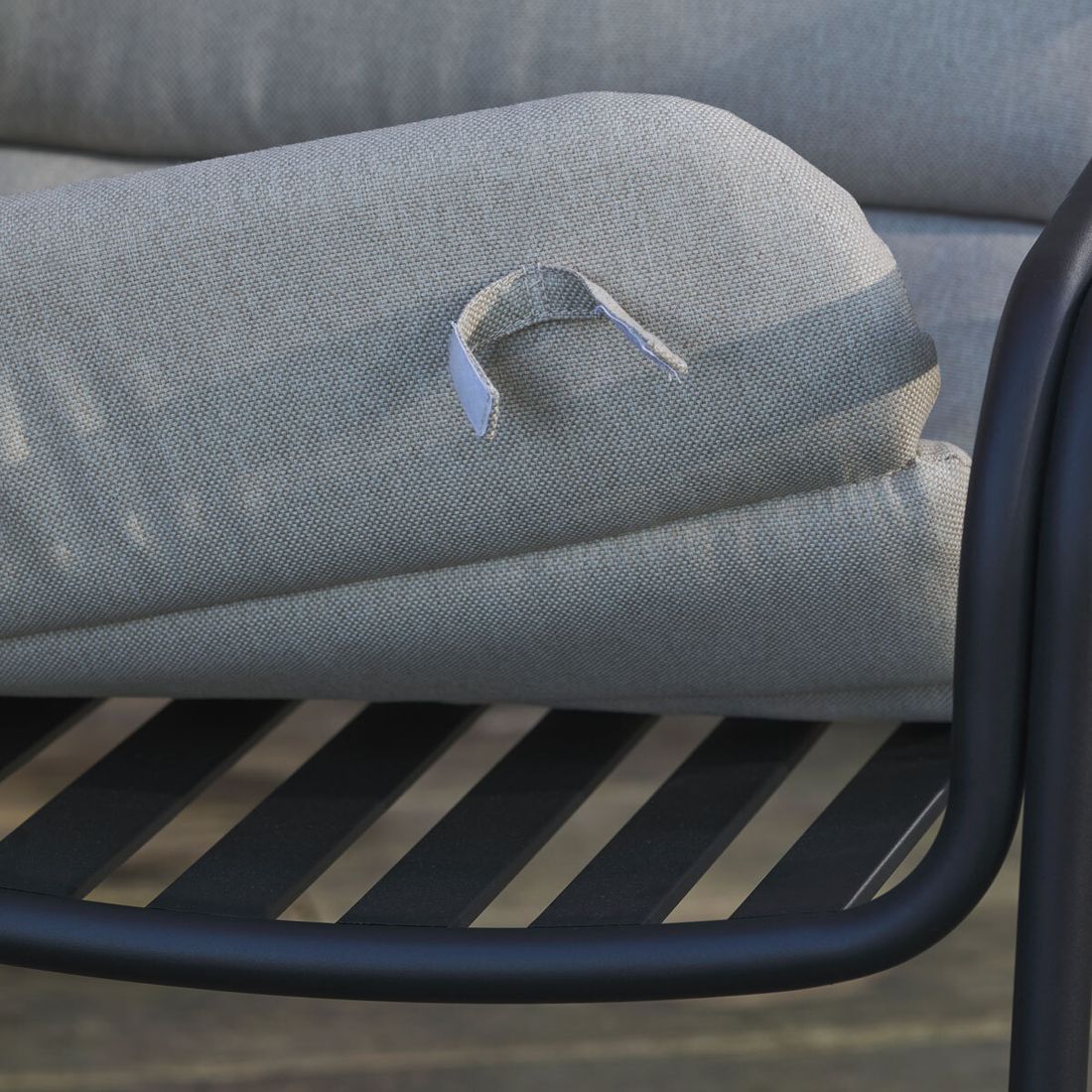 SCHÖNER WOHNEN-Kollektion Mivo Stapelsessel Aluminium mit Sitz- und Rückenkissen