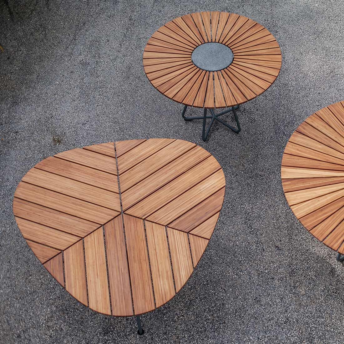 HOUE Leaf Gartentisch 146x146cm Stahl/Bambu