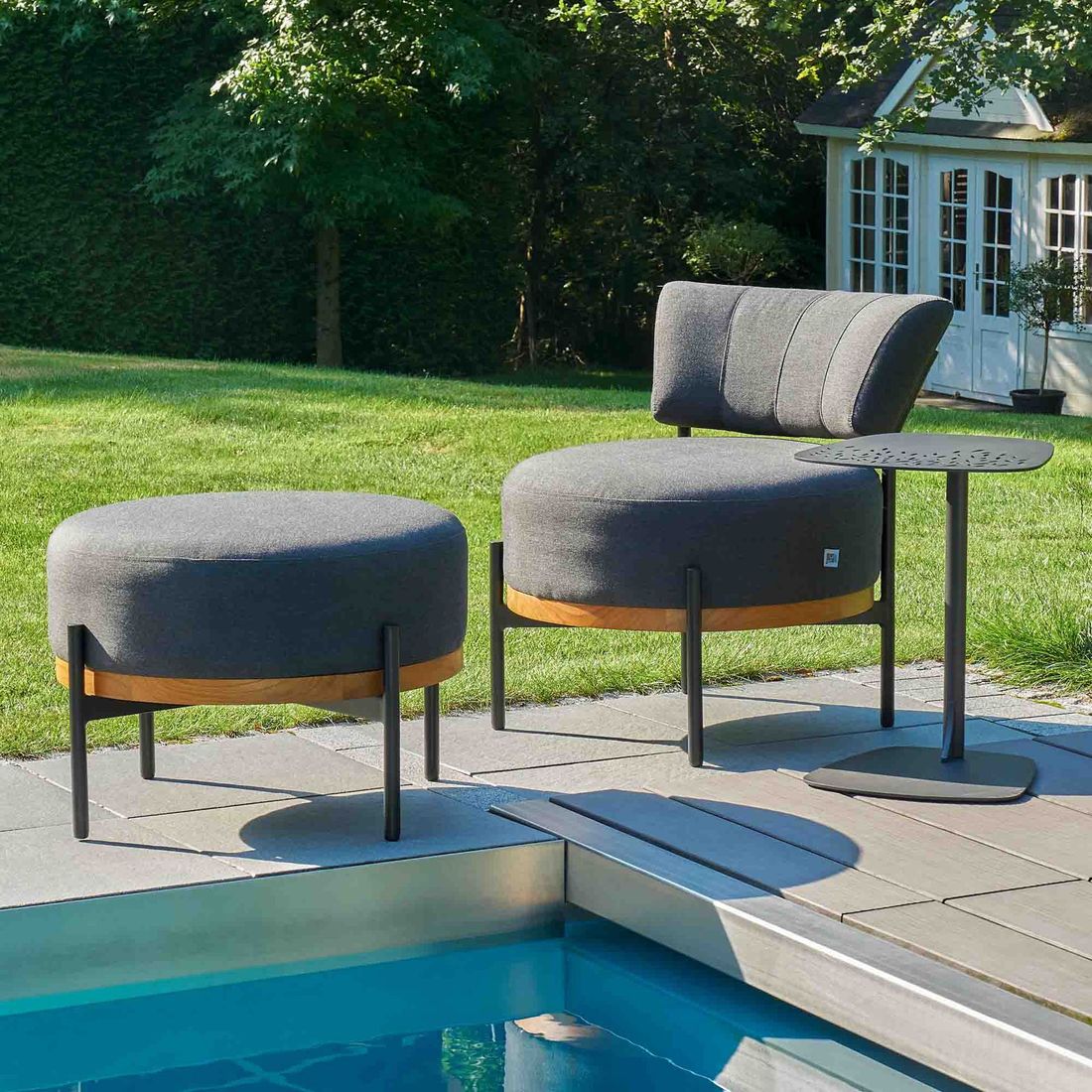 LC Garden Sunbay Loungehocker Aluminium/Sunbrella