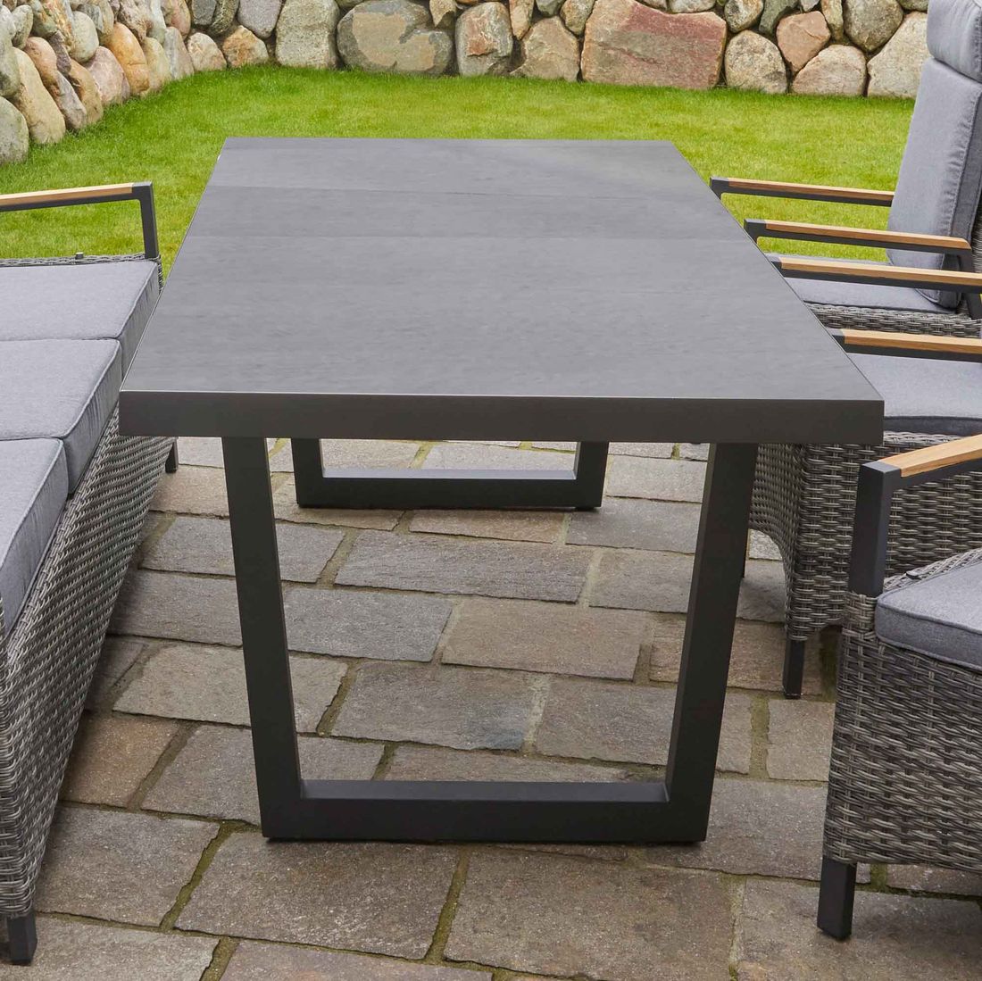 LC Garden Keramo-Stone Ausziehtisch 200/260x100cm Aluminium/Sinterstein