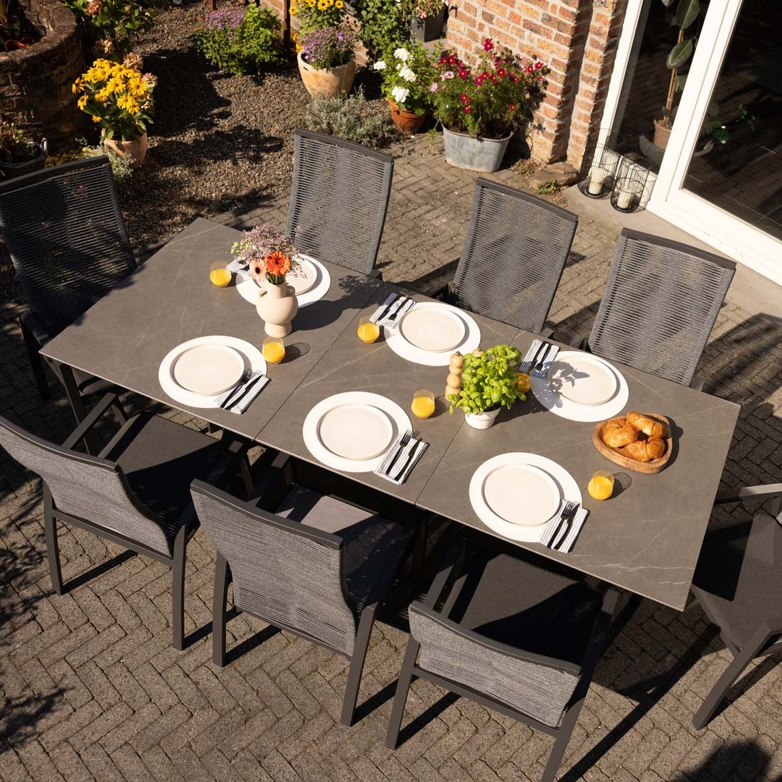Interliving 7011 Ausziehtisch 180/240x100cm Aluminium/Sinterstein