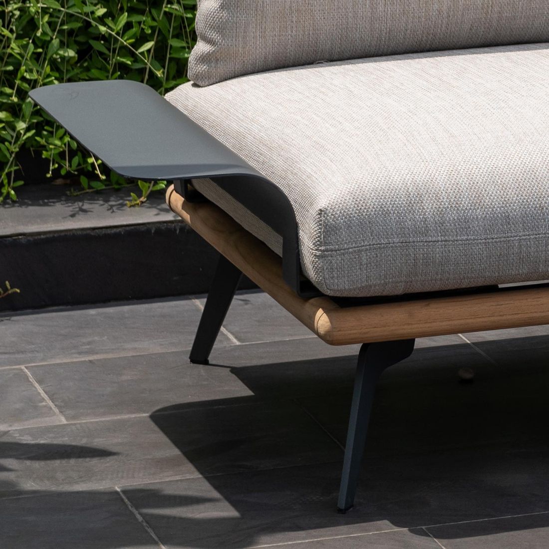 LifestyleGarden Pearl Gartenloungesofa Aluminium/Teak/Olefin