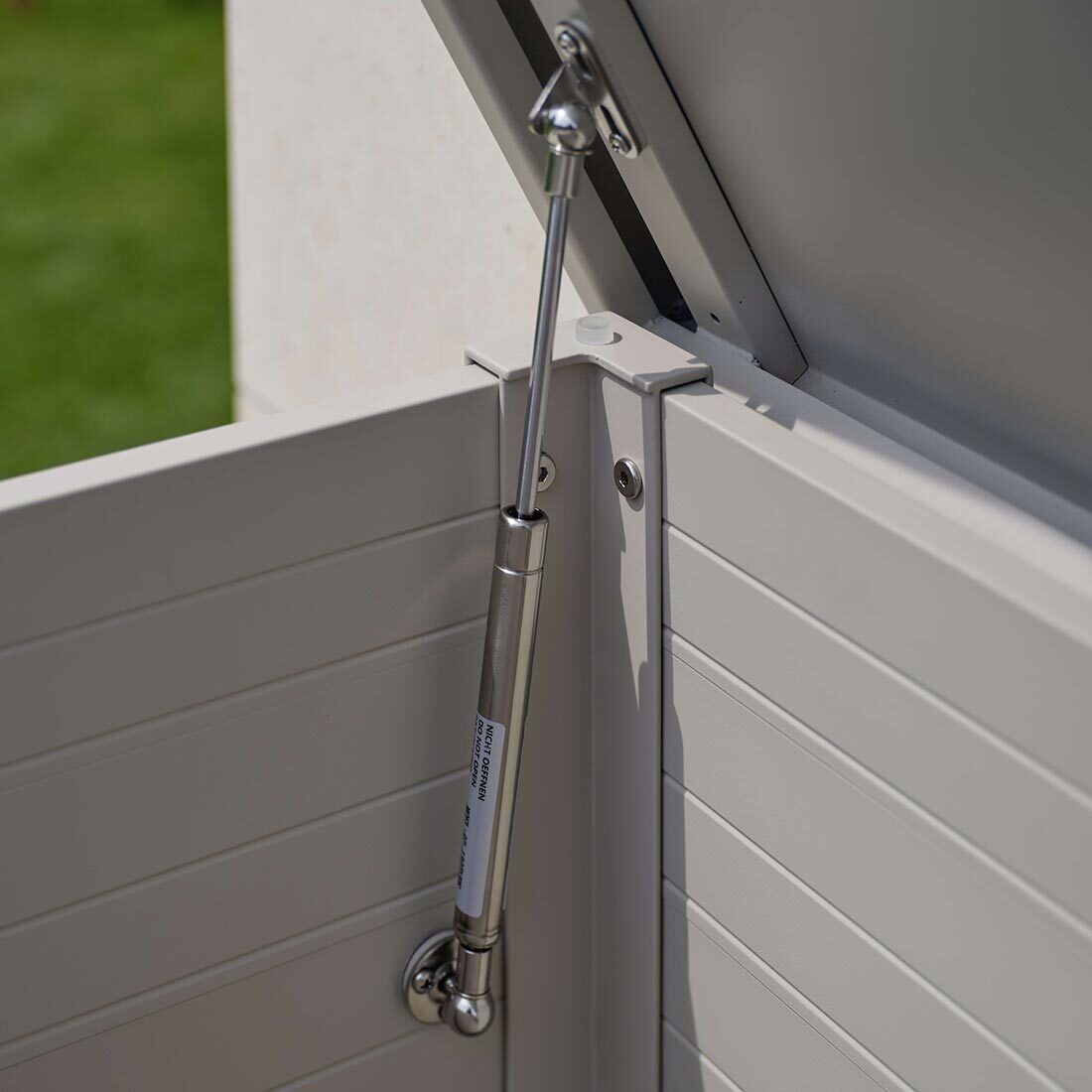 Stern Gilbert Gartenbox inkl. Schloss Aluminium