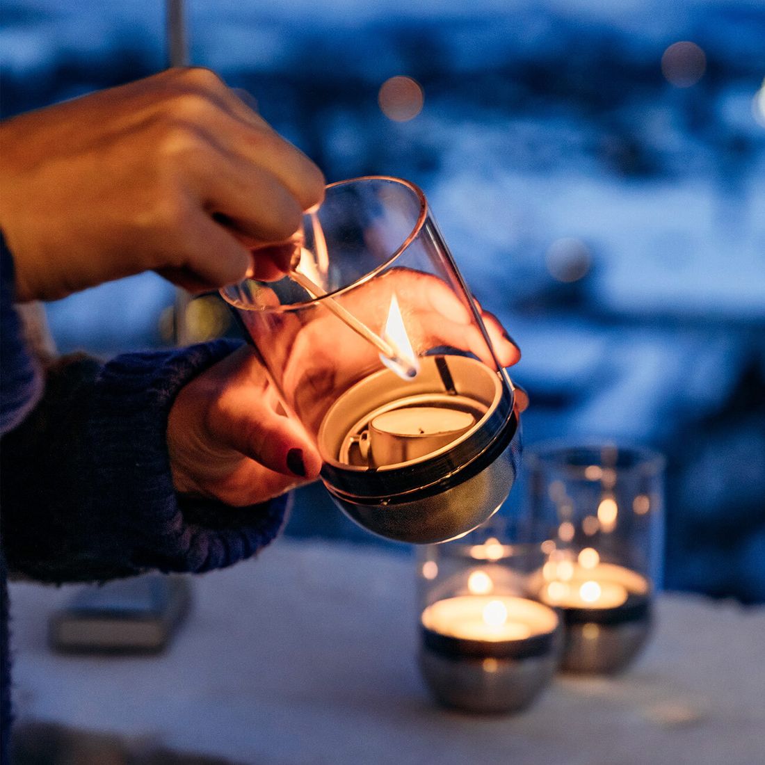 höfats GRAVITY CANDLE M90 - Windlicht Ø 8cm