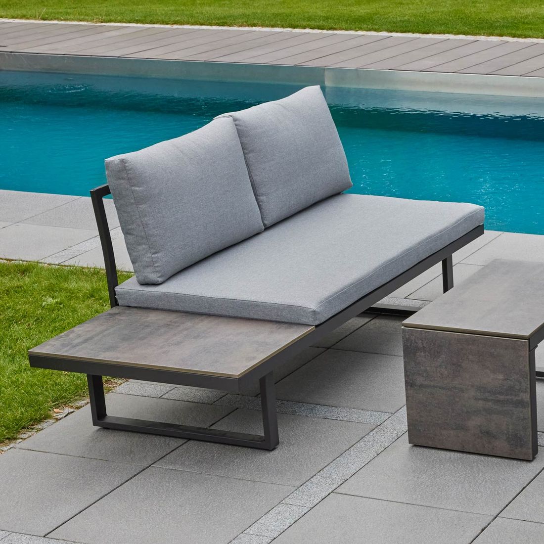 LC Garden Leyaro Ecklounge inkl. Loungetisch Aluminium/Polyester