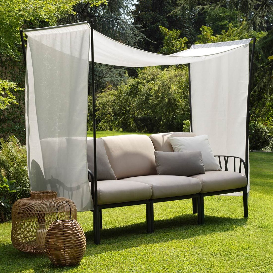 Nardi Komodo Gartenloungesofa inkl. Sonnenschutz Kunststoff/Sunbrella