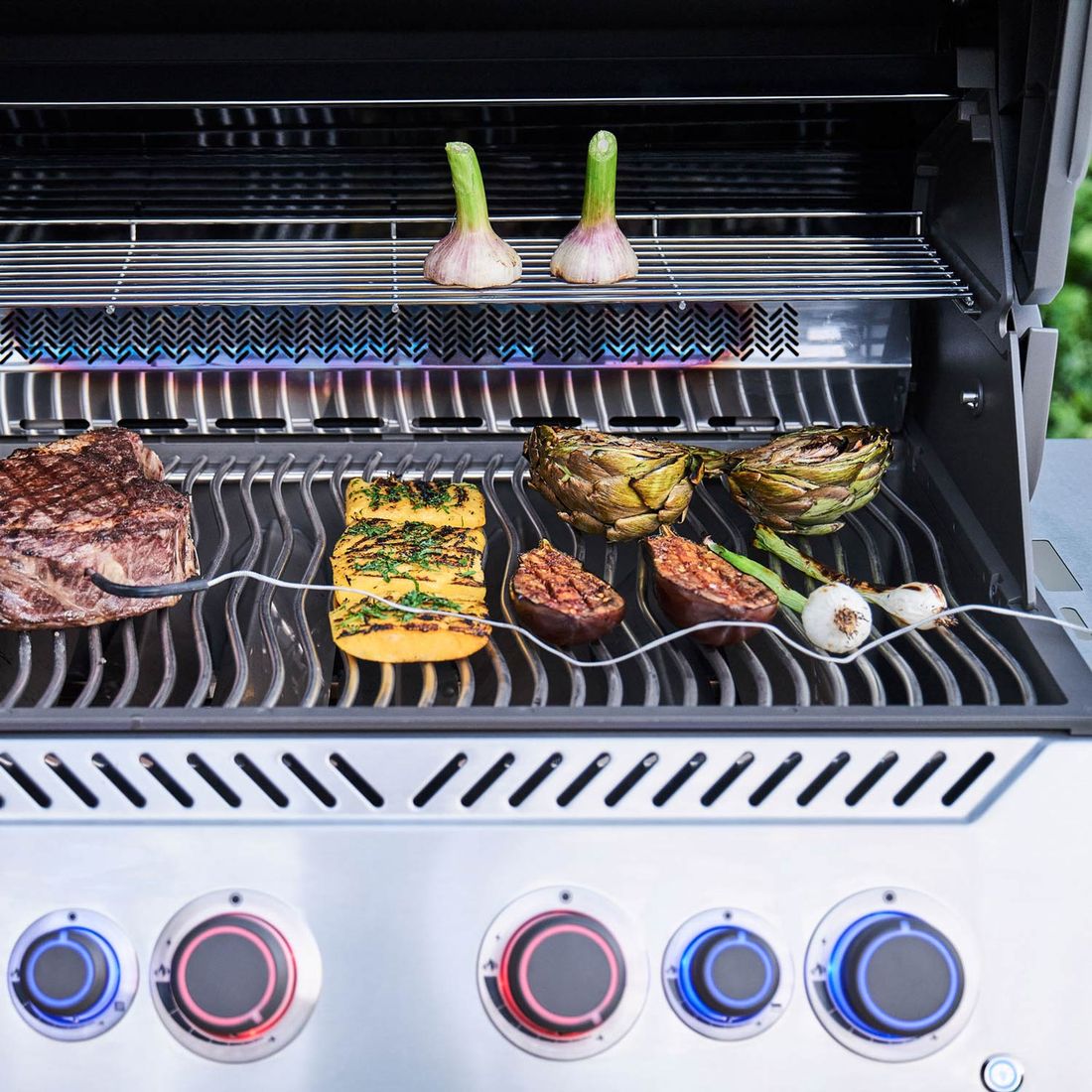 Napoleon Prestige 500 Connected Gasgrill mit Edelstahl-Rosten