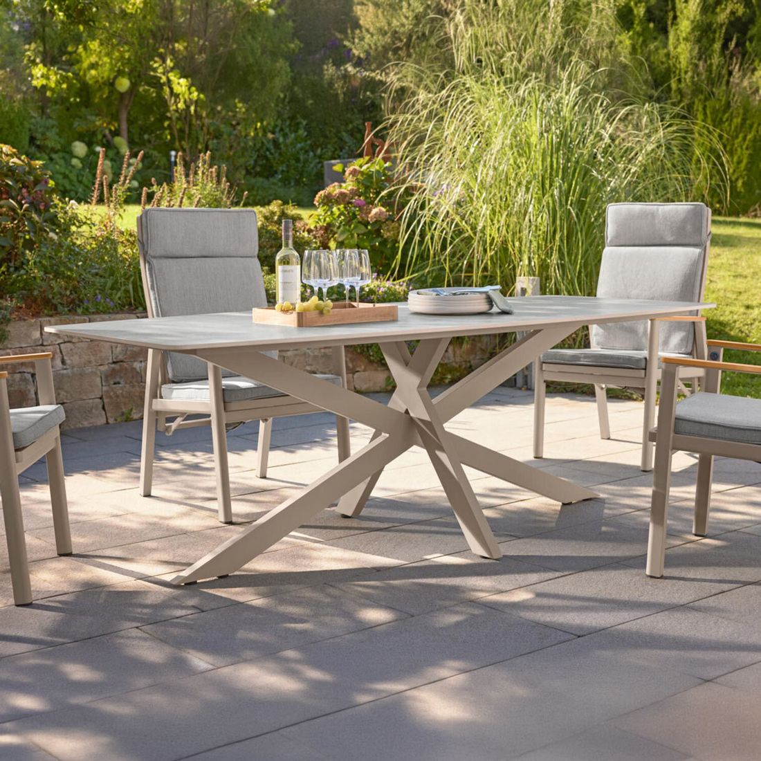 Interliving 7014 Gartentisch 220x100cm Aluminium/Sinterstone