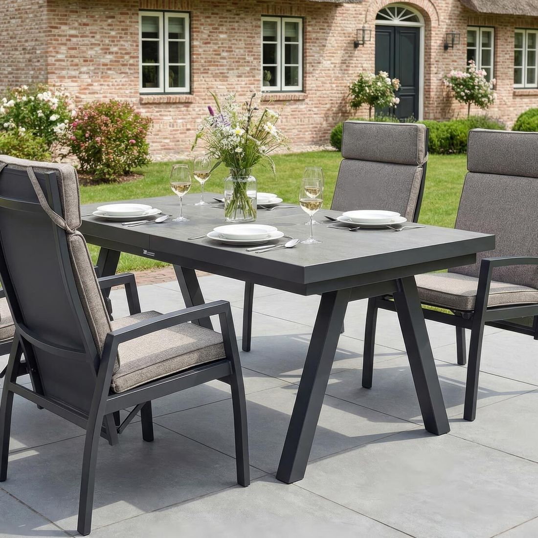 LC Garden Vivera-Stone Ausziehtisch Aluminium/Sinterstone