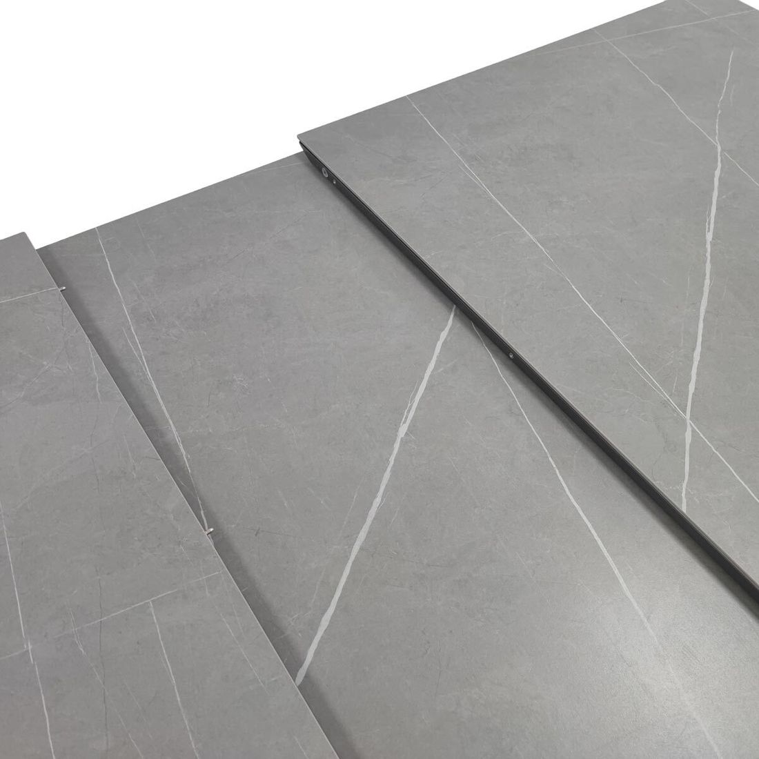 LC Garden Bari Ausziehtisch Aluminium/Sinterstone