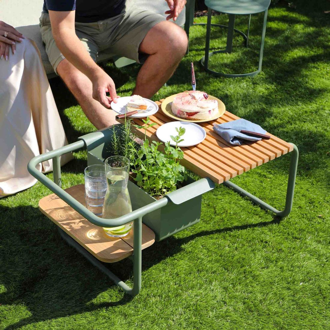 Zebra Somerset Loungetisch Aluminium/Teak