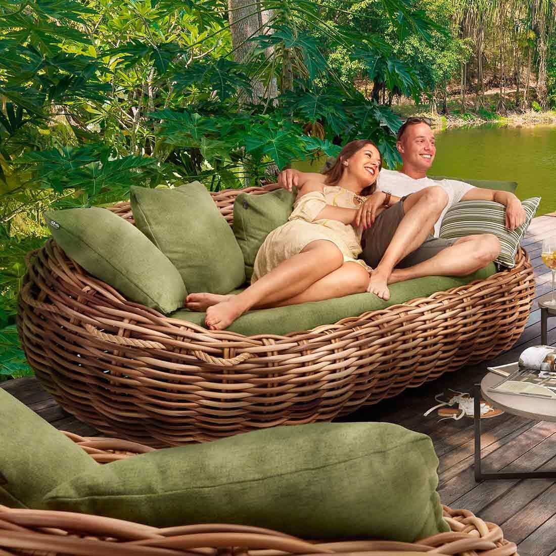 Apple Bee Cocoon Gartenloungesofa Polyrattan/Bee Wett