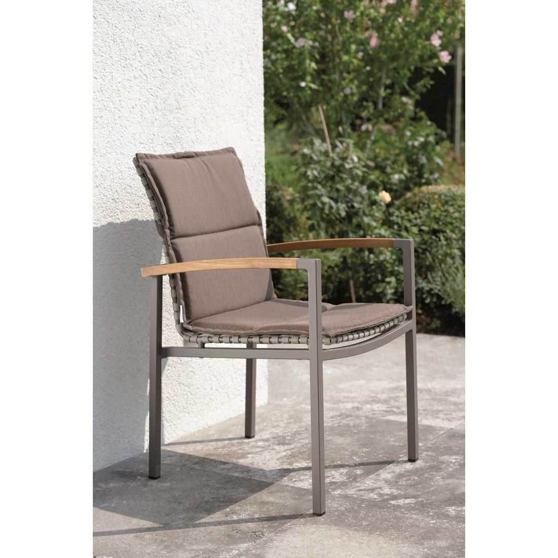 Stern Lucy Stapelsessel Aluminium/Gurtbespannung Teakarmlehnen