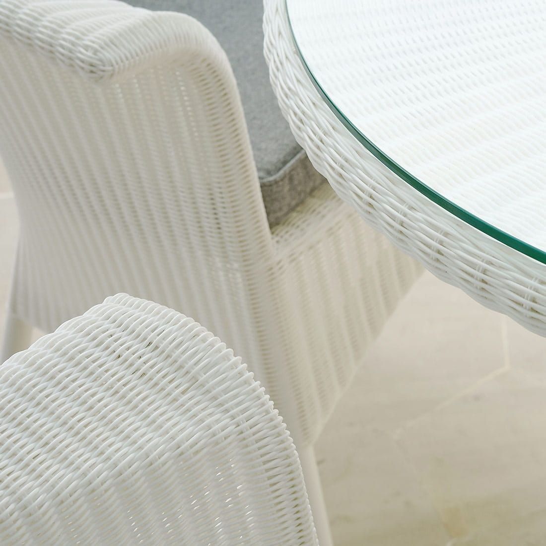Zebra Hastings Gartentisch Ø110 cm Geflecht /Glas