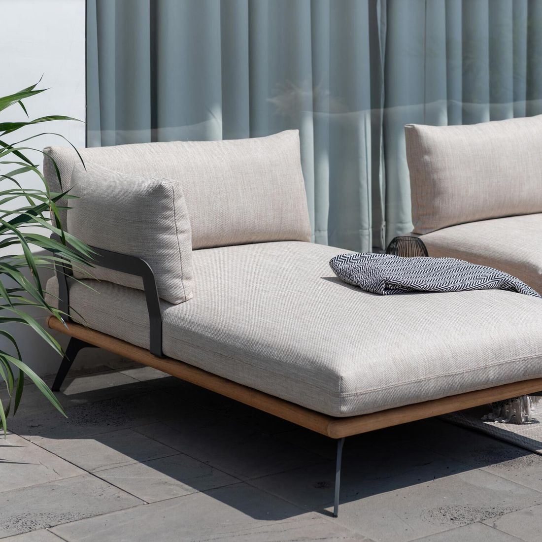 LifestyleGarden Pearl Ecklounge inkl. Loungetisch Aluminium/Teak/Olefin