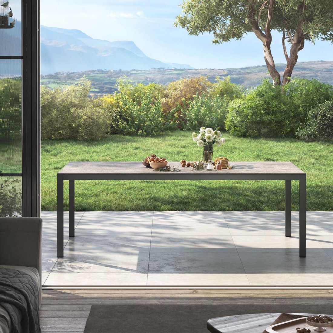 OUTLIV. Gartentisch 220x100cm Aluminium/Dekton