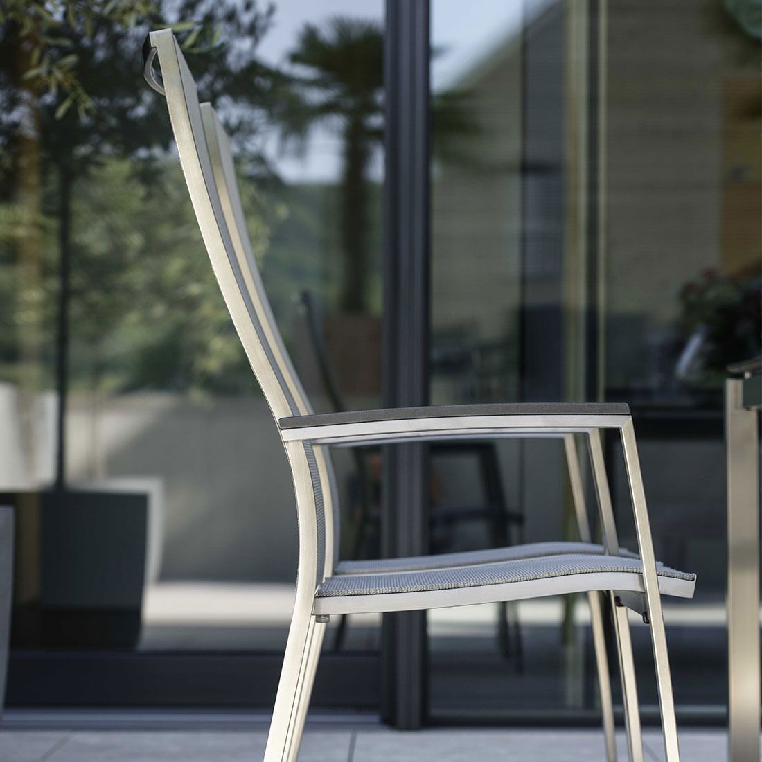 Stern Cardiff Gartenmöbel-Set L (6 Plätze) mit OUTLIV. Tisch 220x100cm
