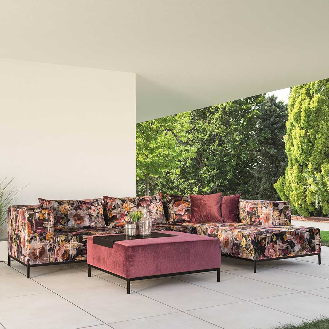 Stern Taavi Flower Ecklounge Aluminium/Polster