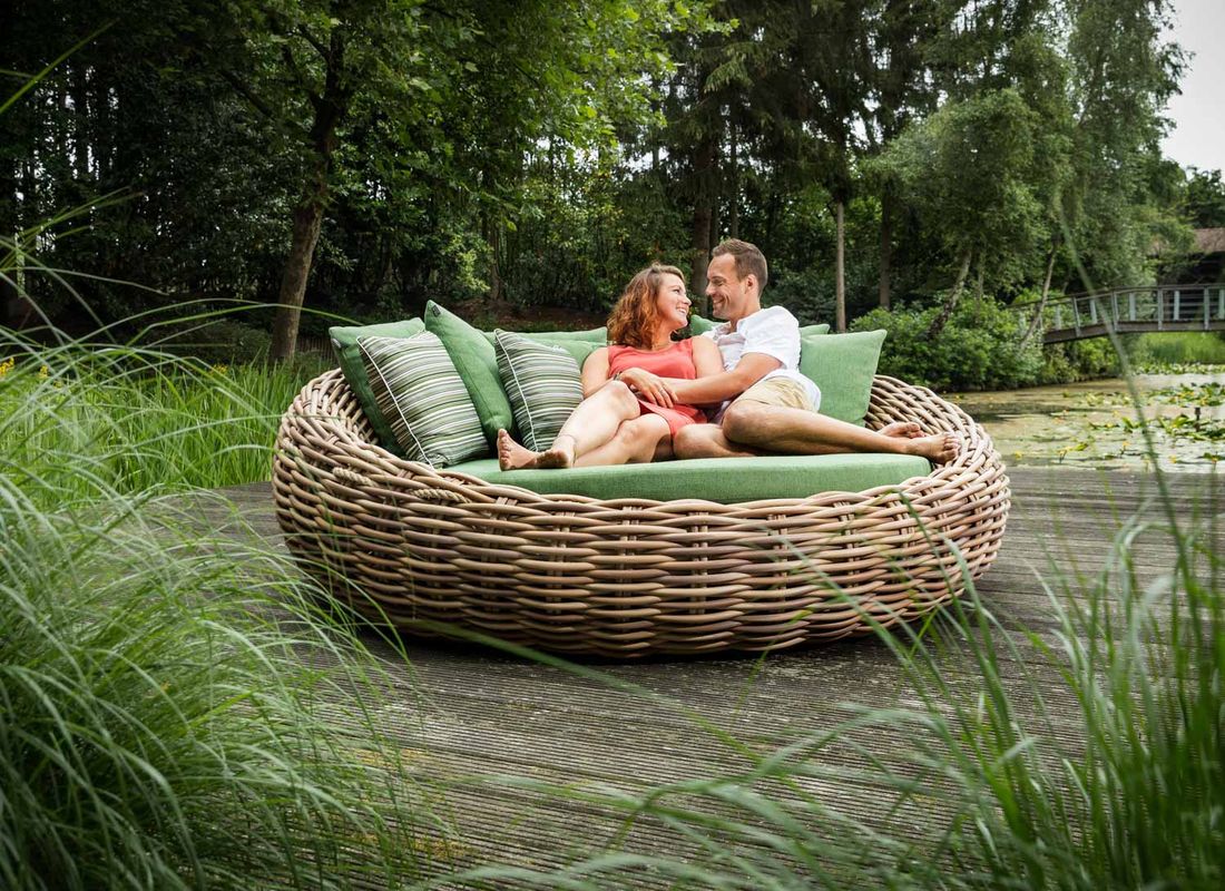 Apple Bee Cocoon Sonneninsel Polyrattan/Bee Wett