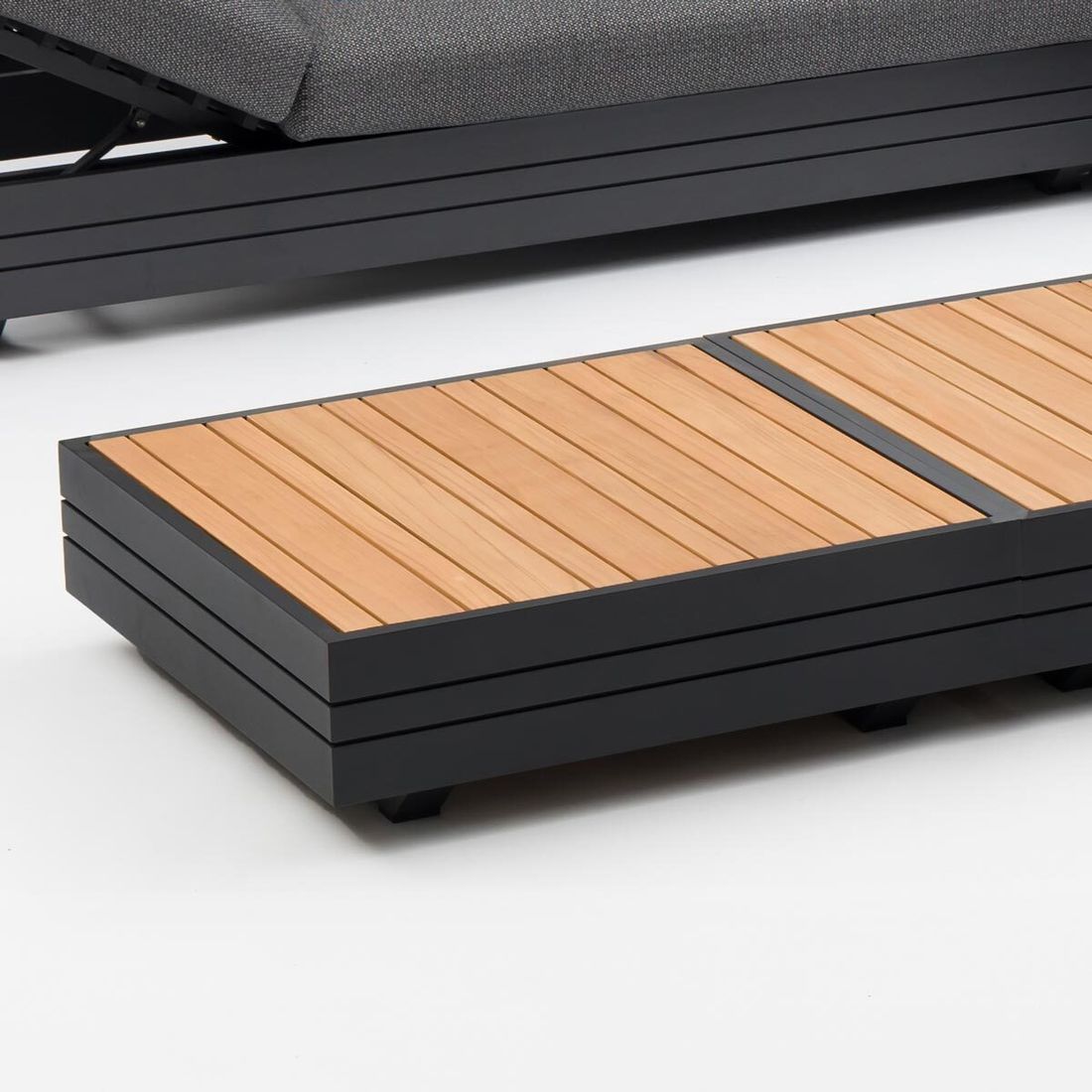 Zebra Cubo Neo Loungetisch Aluminium/Teak