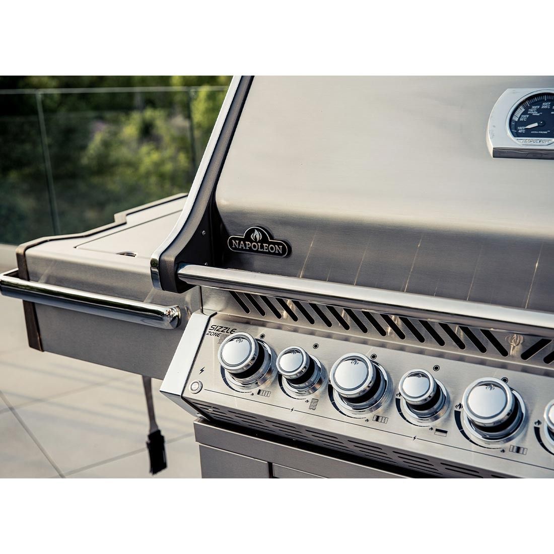 Napoleon Prestige PRO 665 Gasgrill