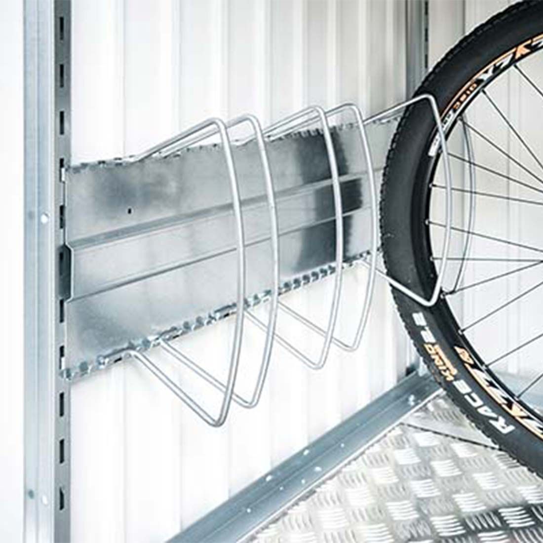 Biohort BikeHolder Fahrradständer für 3 Fahrräder 72x10x33cm