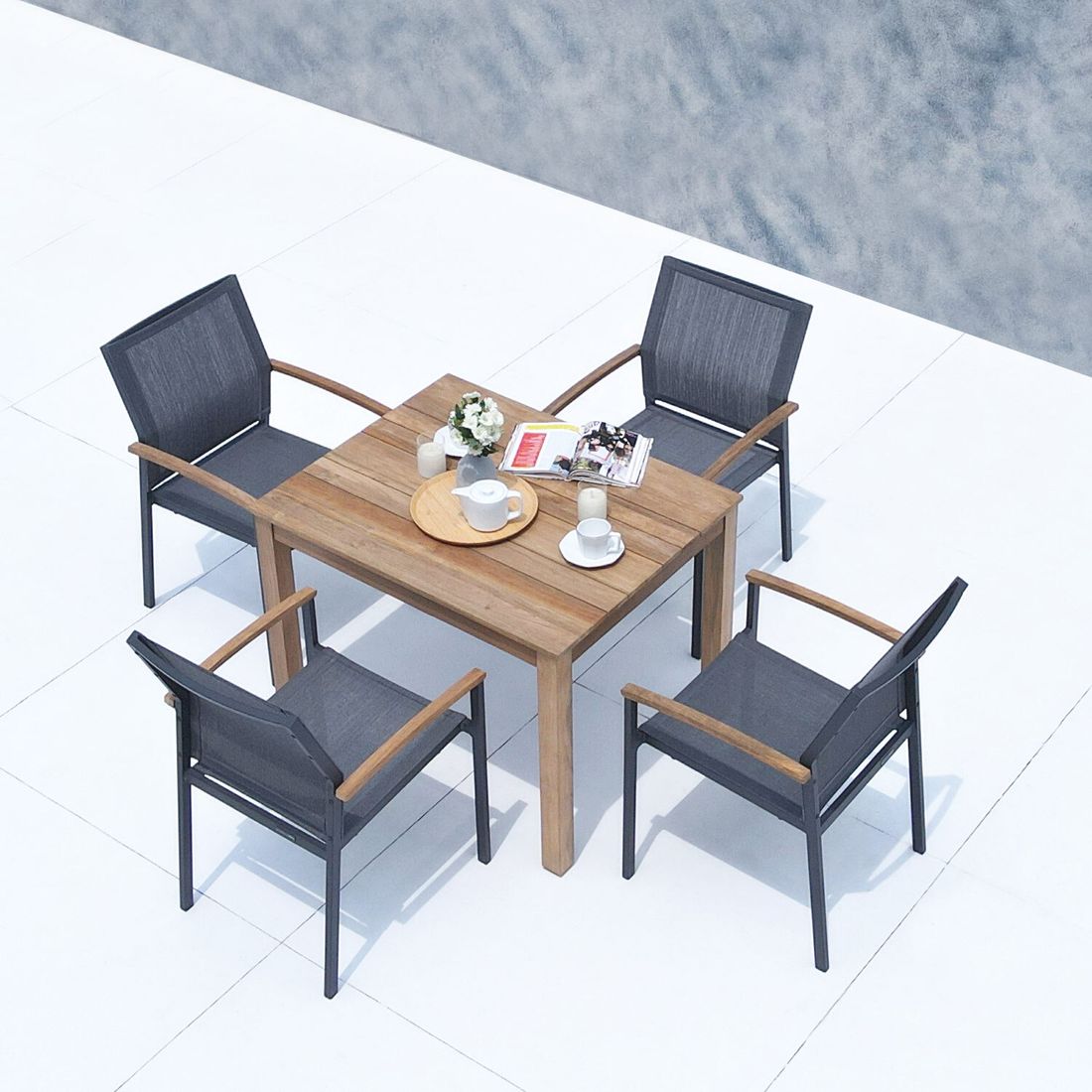 Zebra Derex Gartentisch 80x100cm Teak recycelt