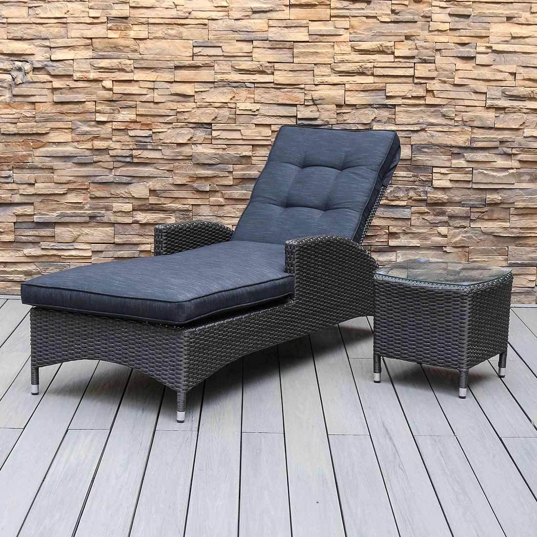 OUTLIV. Spain Beistelltisch 45x45cm Geflecht/Glas