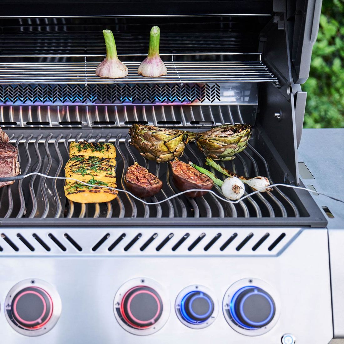 Napoleon Prestige 500 Connected Gasgrill mit Gusseisen-Rosten
