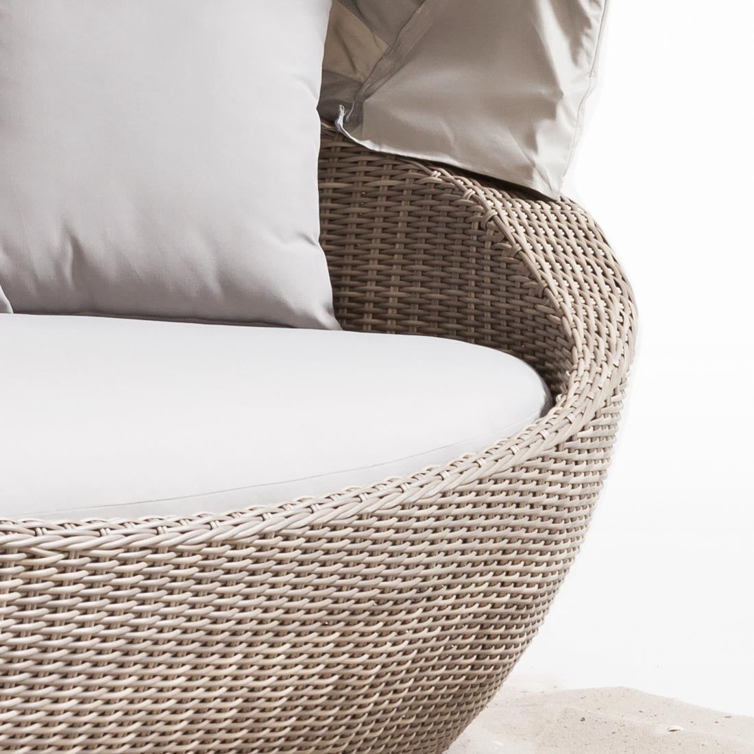 Domus Ventures Paradiso Loungeinsel Halbrundgeflecht/Olefin