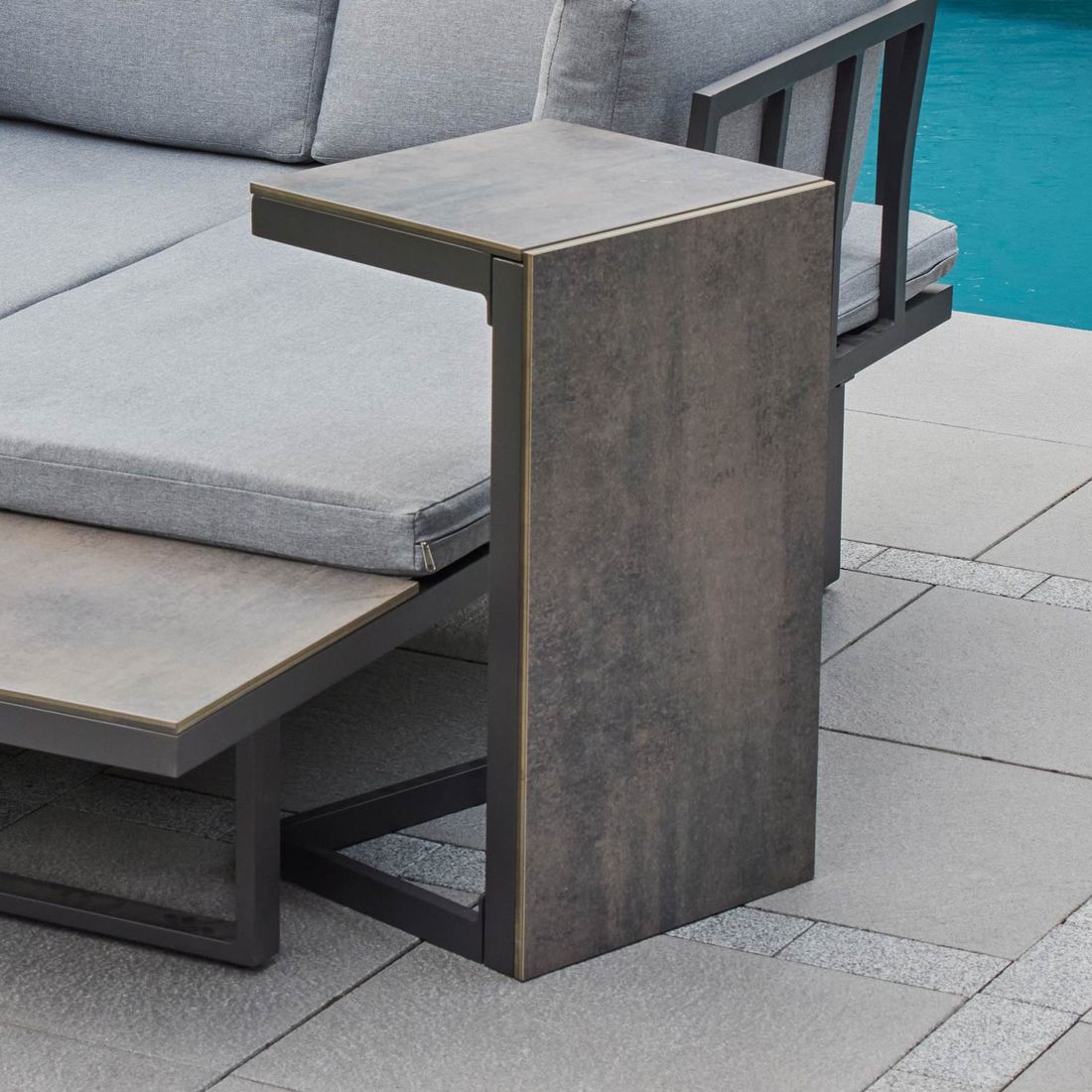 LC Garden Leyaro Ecklounge inkl. Loungetisch Aluminium/Polyester