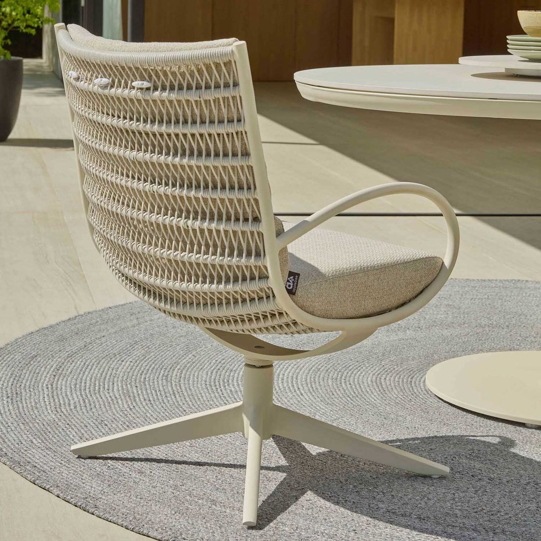 Apple Bee Camp Bay Gartenmöbel-Set M (4 Plätze) Tisch Ø140cm