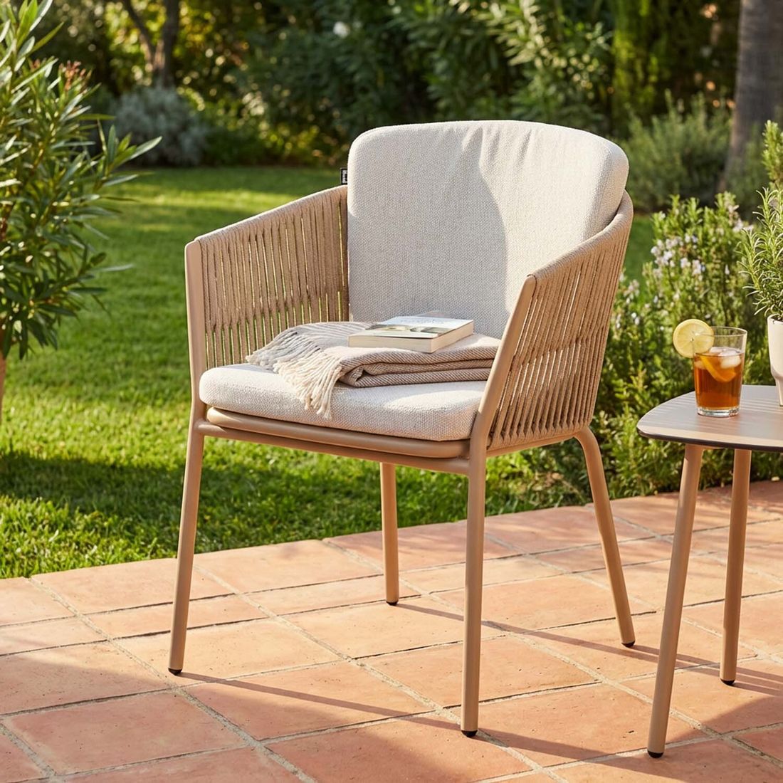 Hartman Sevilla Gartensessel Aluminium/Rope mit Sitz- und Rückenkissen