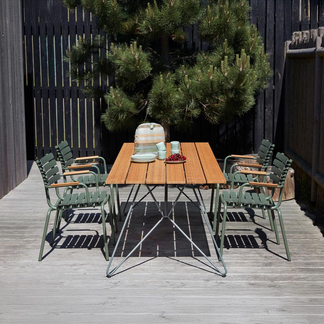HOUE Sketch Gartentisch Stahl/Bambus