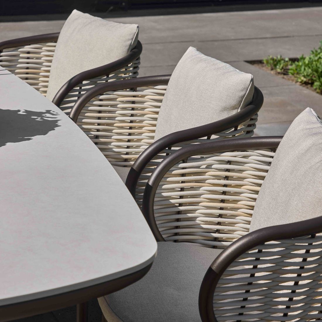 Apple Bee Melville Gartentisch 280x110cm Aluminium/Sinterstone