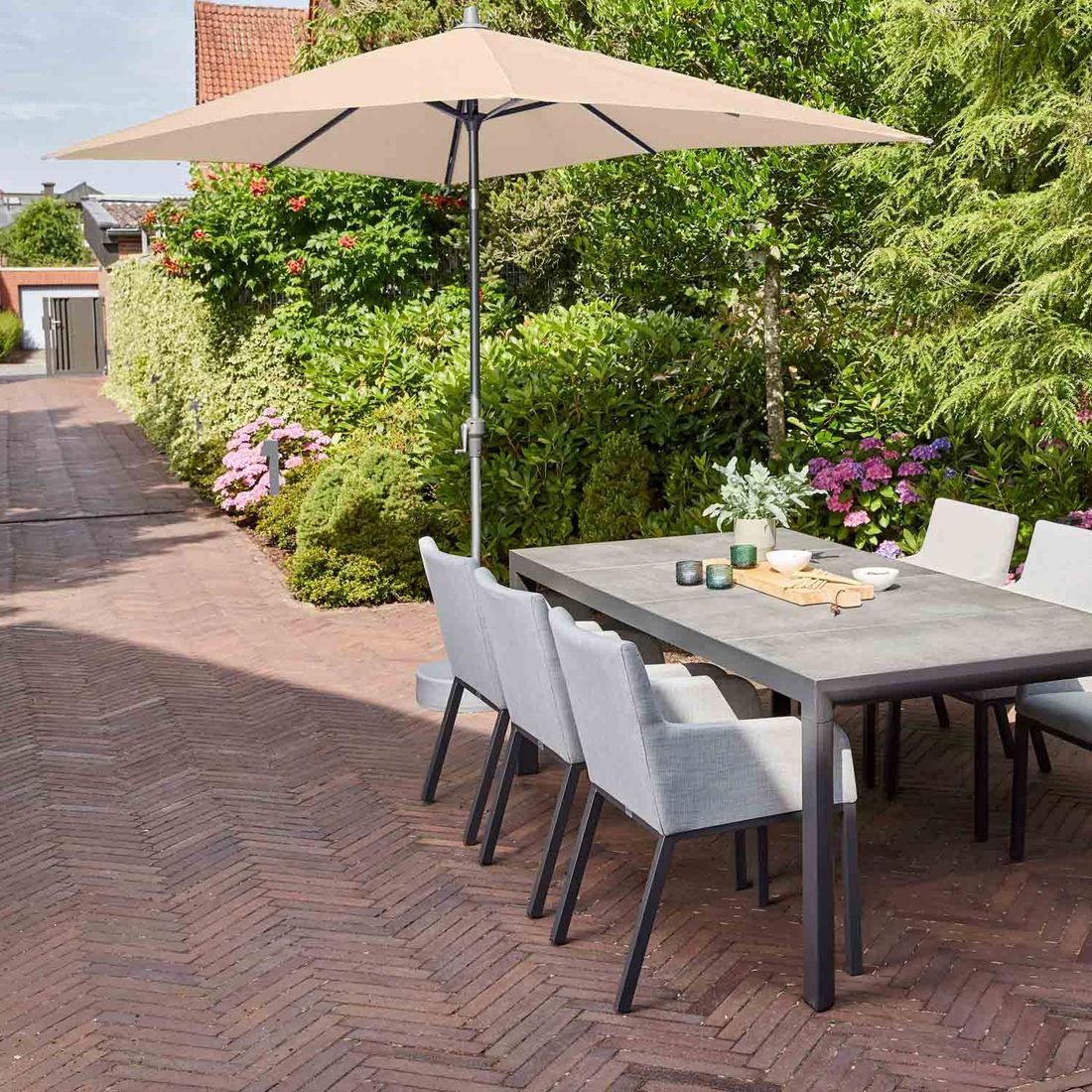 Siena Garden Avio Mittelstockschirm 250x200cm